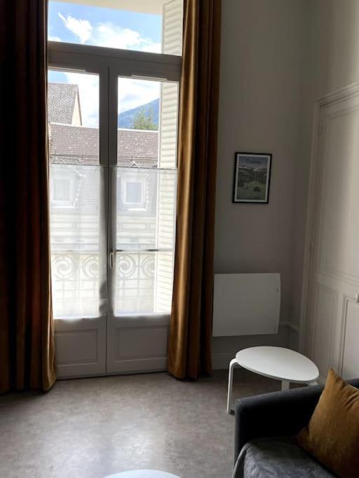 101 Pyrenees Palace Appartement Bagnères-de-Luchon المظهر الخارجي الصورة