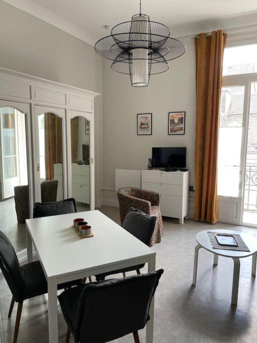 101 Pyrenees Palace Appartement Bagnères-de-Luchon المظهر الخارجي الصورة